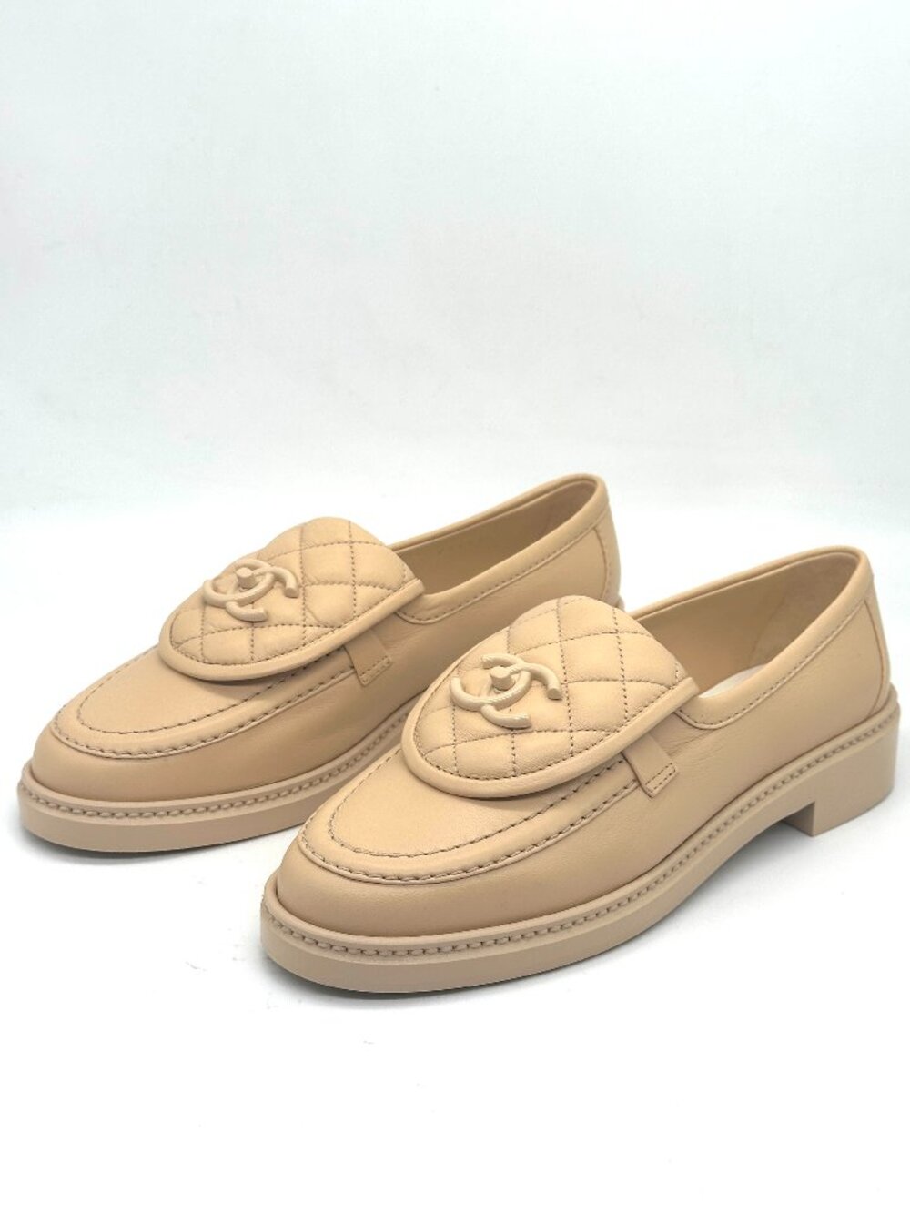 CHANEL 24C Leather Quilted Tab Turn Lock Turnlock CC Loafer Moccasin Flat Shoes - Picture 4 of 13
